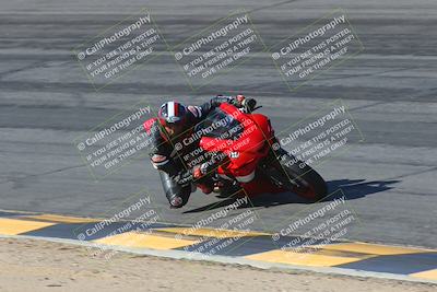 media/Mar-21-2025-CVMA Friday Practice (Fri) [[30cd4fe323]]/2-Racer 1/Session 2 (Bowl)/